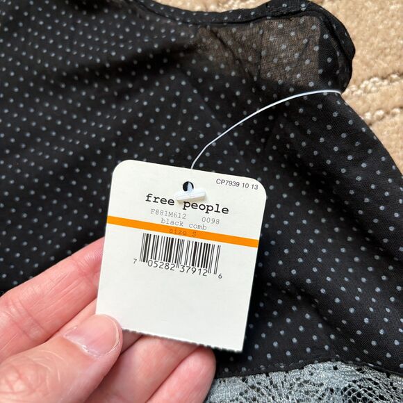 Intimately Free People Trapeze Lace Slip Dress Tunic Women's S Black Printed NWT - Picture 8 of 13